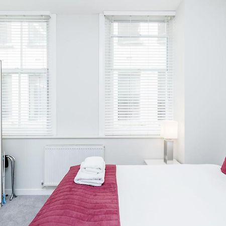 Roomspace Serviced Apartments - Sterling House 런던 외부 사진