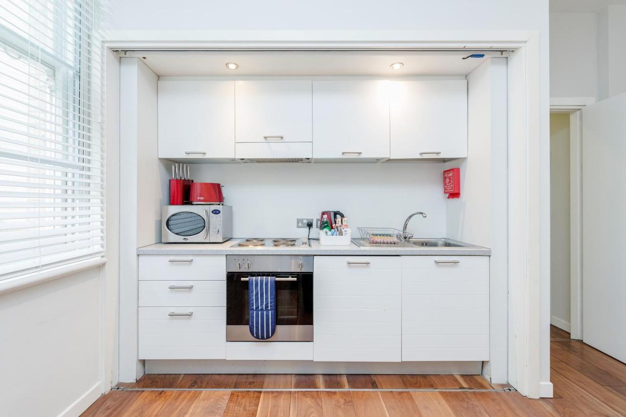 Roomspace Serviced Apartments - Sterling House 런던 외부 사진